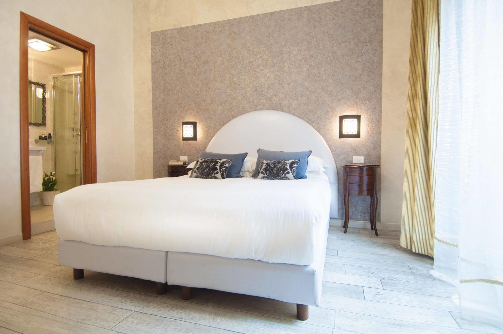 ริเปตตา รูม Hotel โรม ภายนอก รูปภาพ
